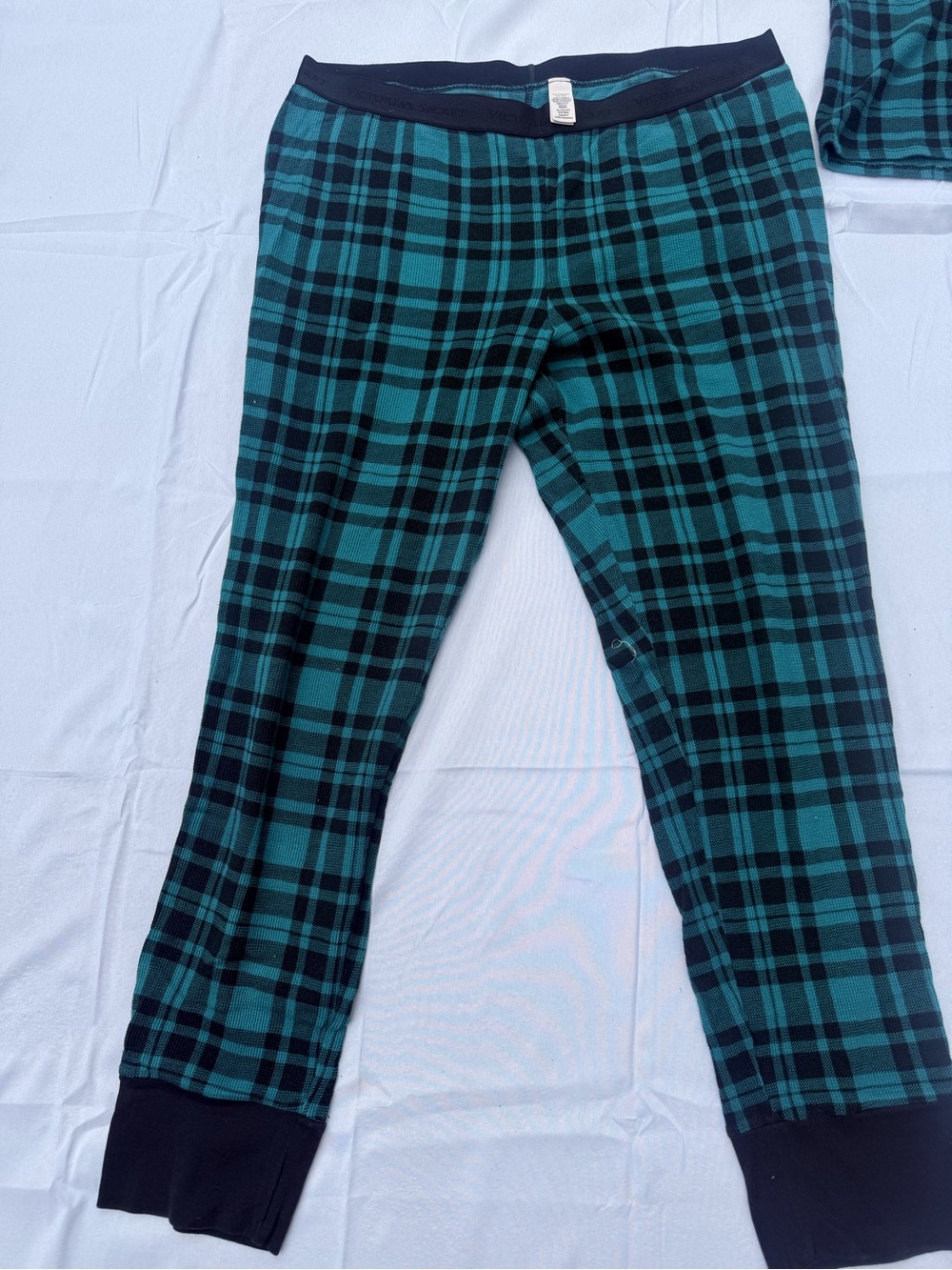 #91 PINK By VS Green Plaid Pajama Set - Cozy Two-Piece Sleepwear size Xl NWOT! - Picture 4 of 11